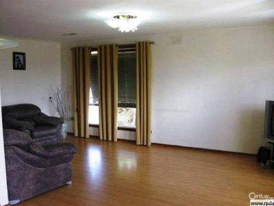 1 Dortad Court, Hampton Park