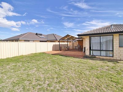 9 Hueston Lookout  , Leda