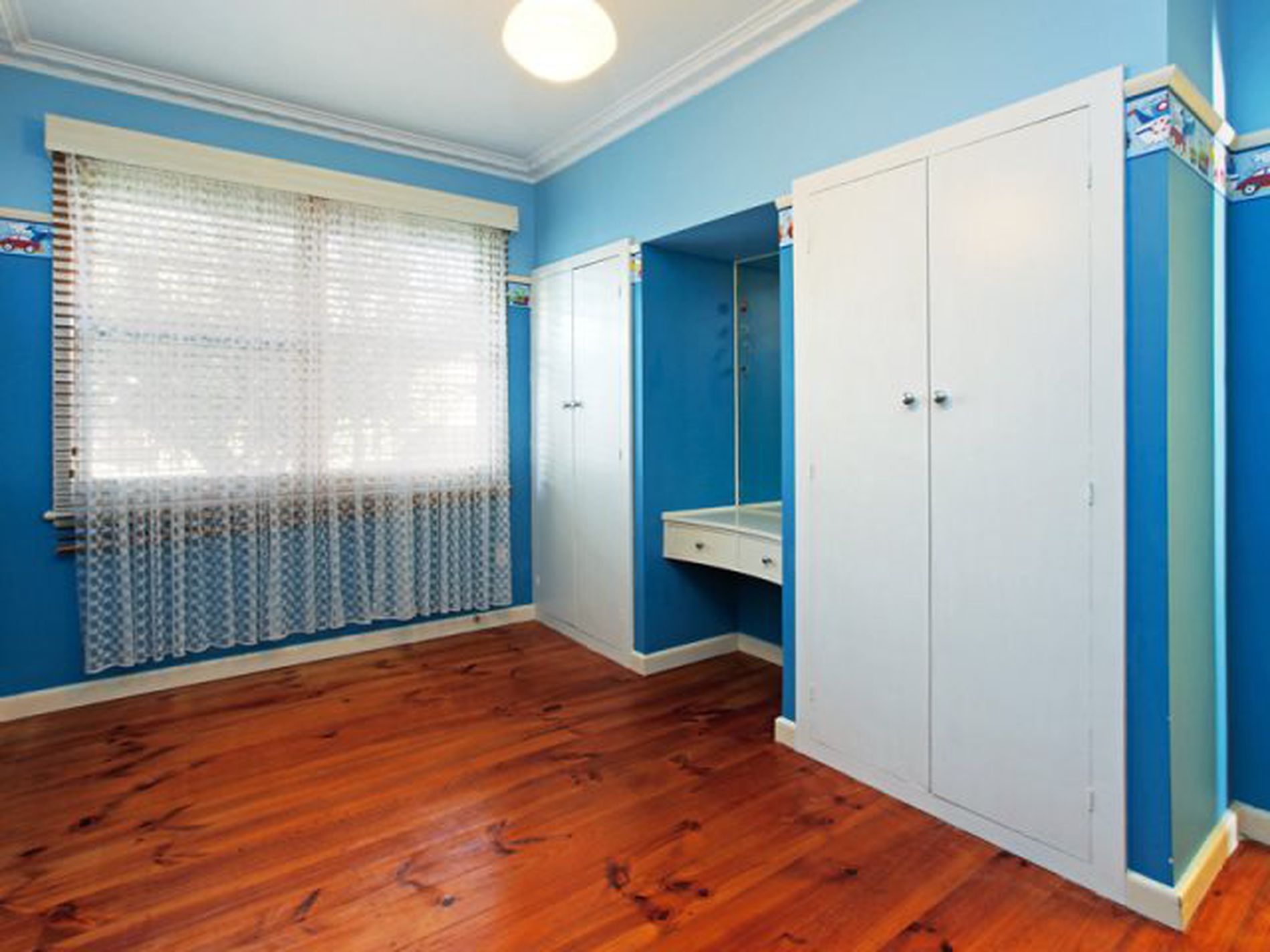 30 Hill Street, Belmont