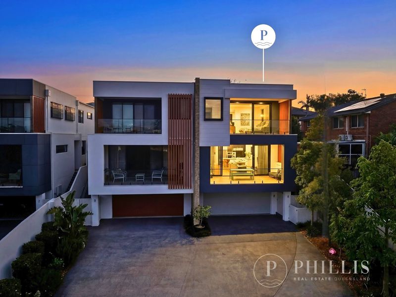 2 / 8 Thelma Avenue, Biggera Waters