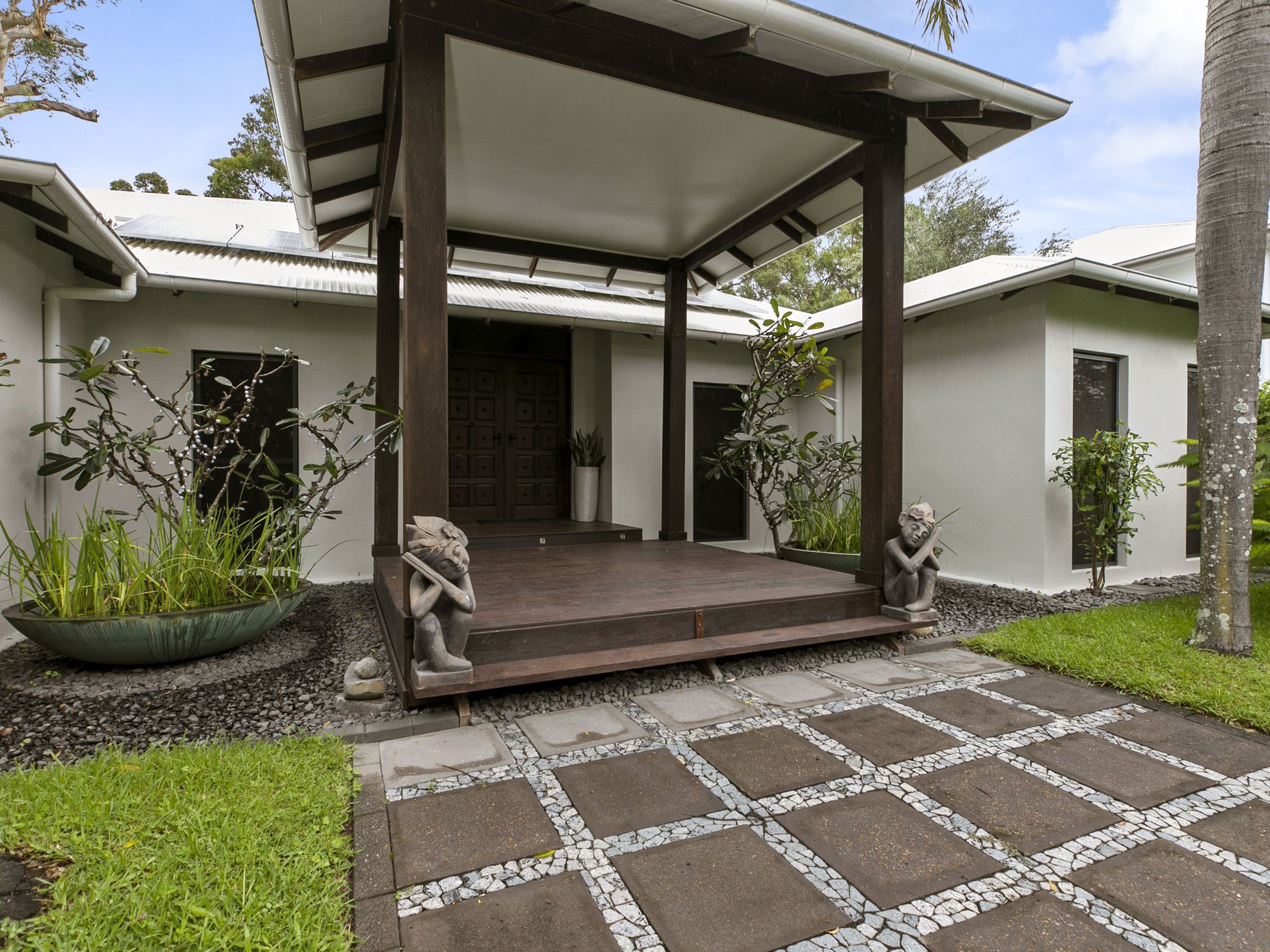 31 Lakeside Drive, Peregian Springs
