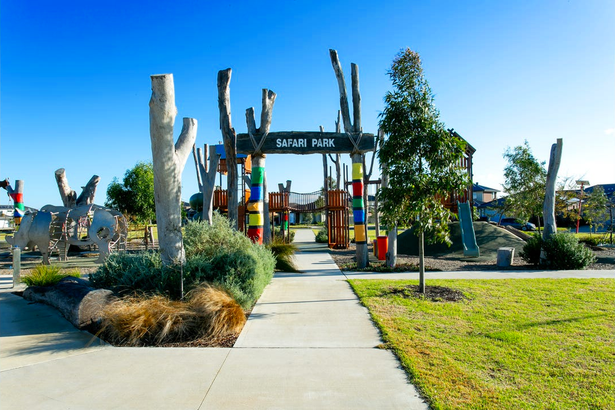 23 Shale Road, Werribee