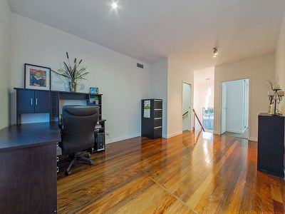 27 Gristock Street, Coorparoo