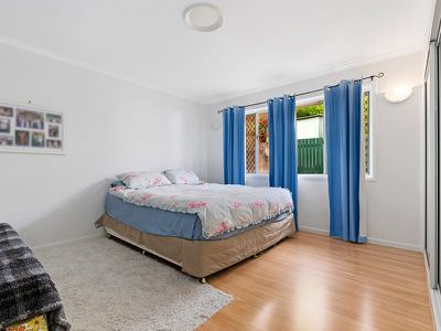 12 Salamander Place, Rochedale South