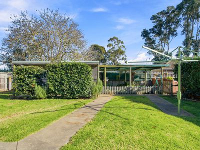 6 Rachel Court, Sale