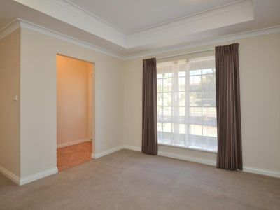 24 Tindals Crescent, Hannans