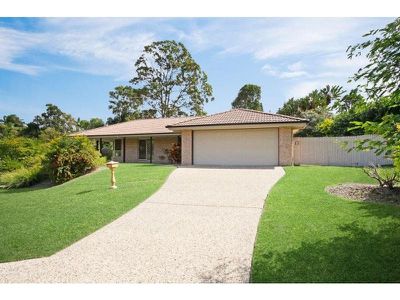 2 Monk Place, Tewantin