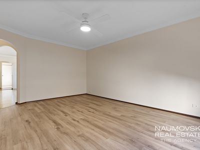 10 / 4 Lee Place, Noranda