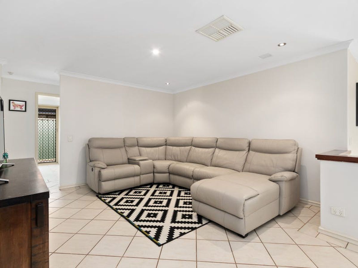 93 Bindoon Loop, Huntingdale