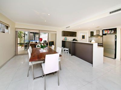 37A Bartlett Crescent, Karrinyup