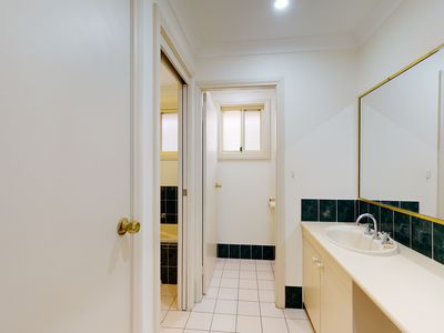 8 Silkwood Close, Dubbo