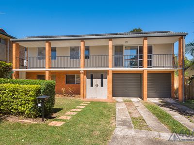 16 Emblem Street, Jamboree Heights