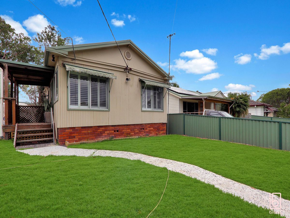 33 Hughes Avenue, Kanwal