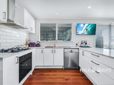 13 Greenhill Rise, Hampton Park