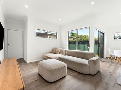 4 / 6 Dovers Avenue, Albion Park