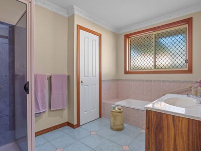 7 Nicole Court, Prospect Vale