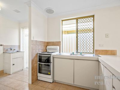 16 / 5 Merope Close, Rockingham