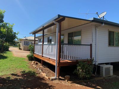 2 / 13 Fisher Street, Kingaroy