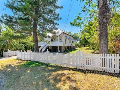 11 Burton Street, North Booval
