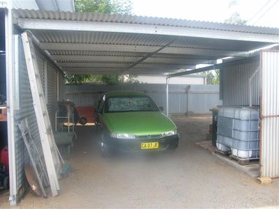 24 Forrester  St, Forbes