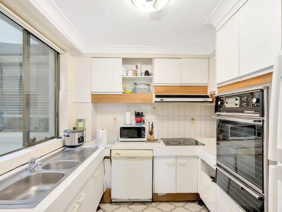 19 / 24 Hamilton Ave, Surfers Paradise