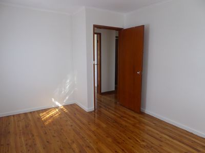 14 Busby Road, Busby