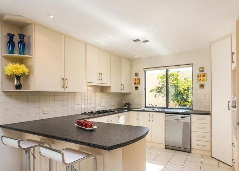 2 Myrtle Road, Seacliff