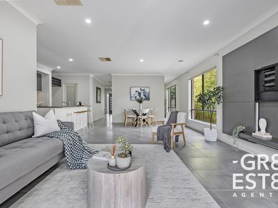 8 John Russell road, Cranbourne West