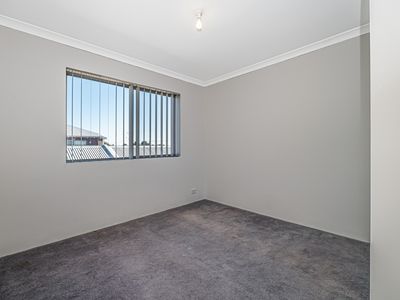 2 / 18 Gibbs Street, East Cannington