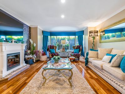 42 Cale Street, Como