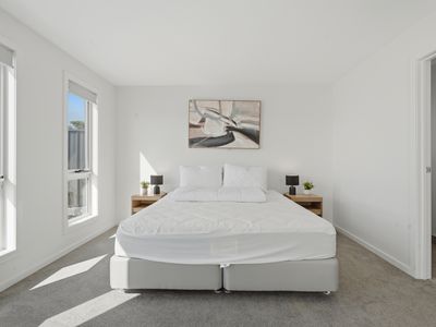 14 Pimelea Close, George Town