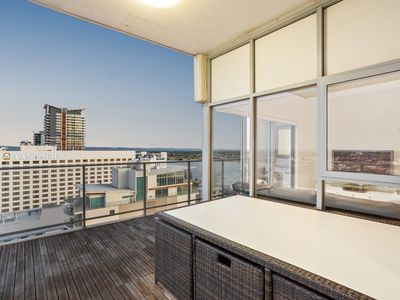 2201 / 237 Adelaide Terrace, Perth