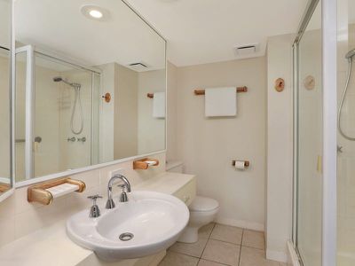 21 / 19 Memorial Avenue, Maroochydore