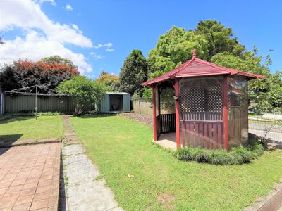 54 Grove Ave, Penshurst