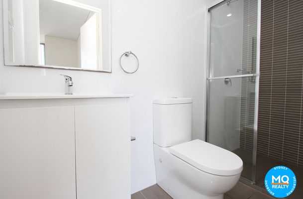 1403 / 6 East Street, Granville