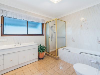 2 / 52 Kimbeth Crescent, Albion Park Rail