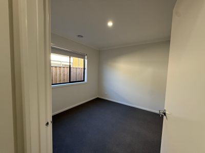 15 Tatum Street, Truganina