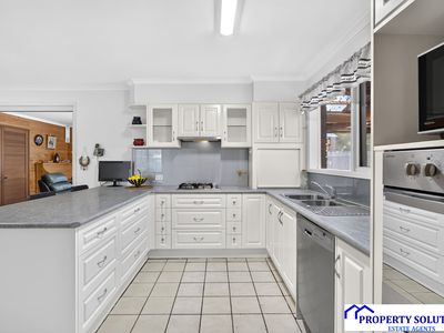 6 Glenview Crescent, Frankston