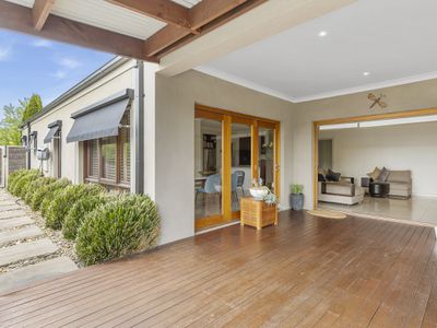 14 Doyle Crescent, Seymour