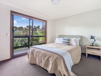 8A Noorooma Crescent, Narooma