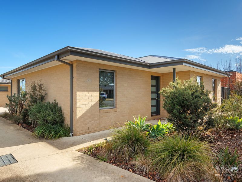 1 / 37 WILLIAM STREET, Wodonga