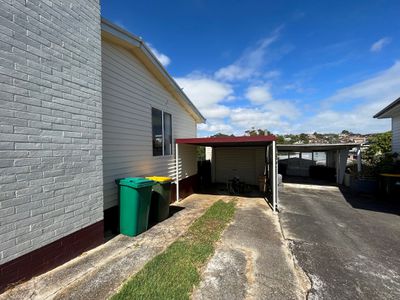 12 Ronald Crescent, Somerset