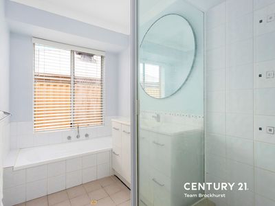 21 Pomera Drive, Byford