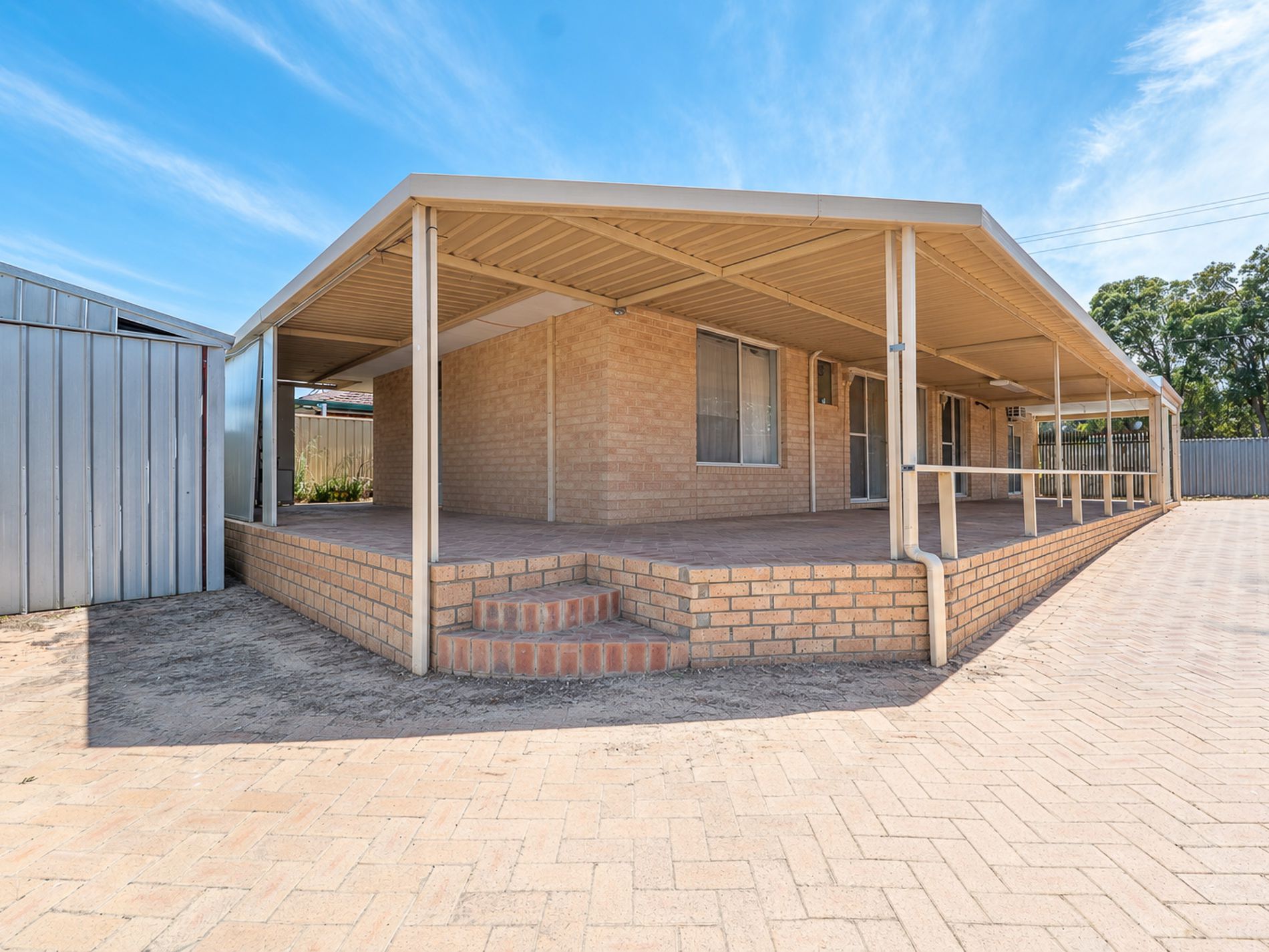 25 Dellar Road, Maddington