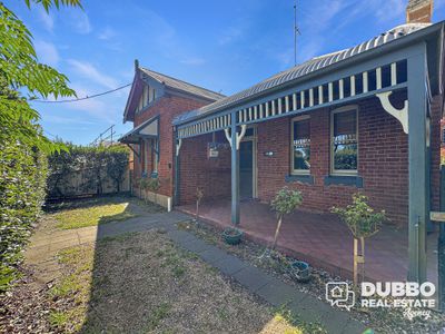 84 Bourke Street, Dubbo