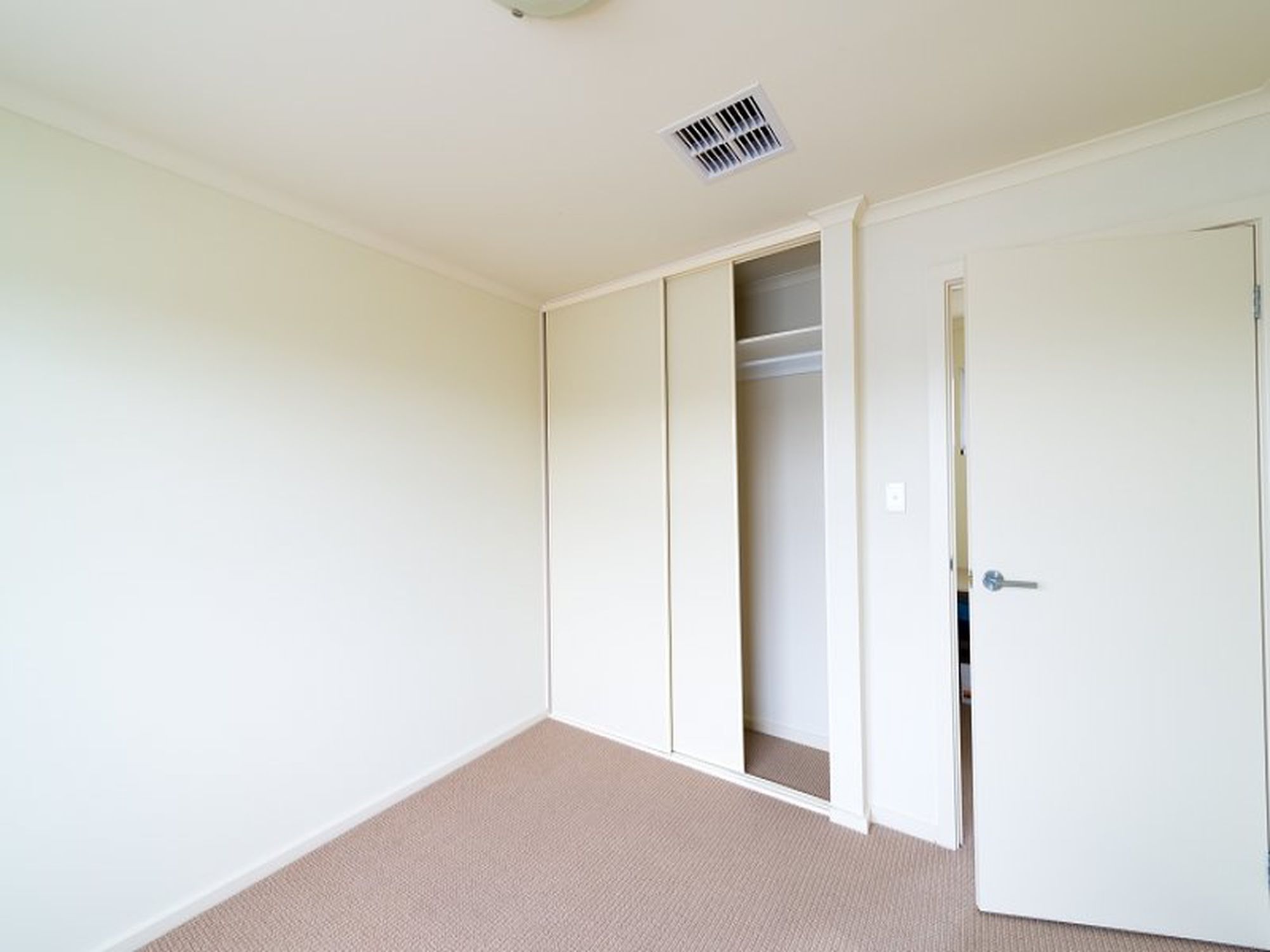 2 / 75 Brooker Terrace, Richmond