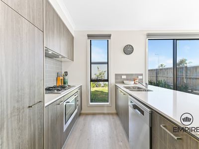 4 Bellavita Ave, Clyde