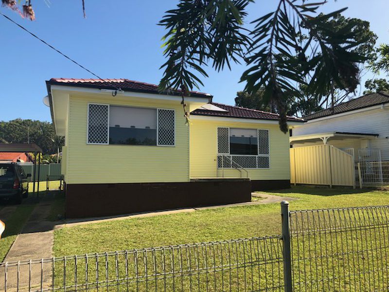 67 Strata Avenue, Barrack Heights