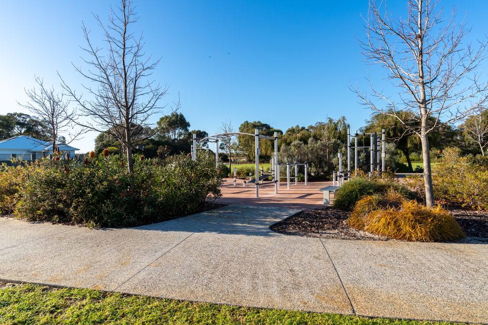 27 Coruscant Glade, Baldivis