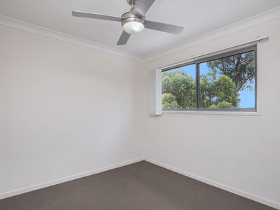 2 / 45 Codrington Circuit, Pacific Pines